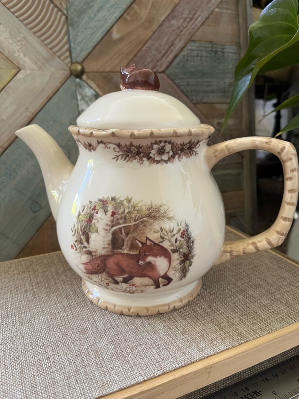 Cracker Barrel Ceramic Fox Teapot in Cream and Brown - Picture 5 of 9
